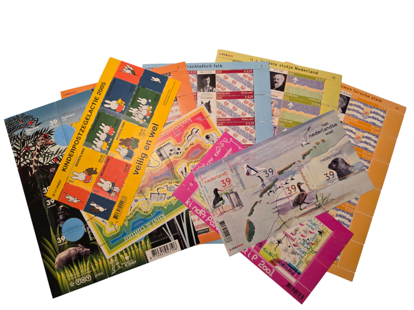 Postzegels aanduiding €0,39 voor binnen en buitenland